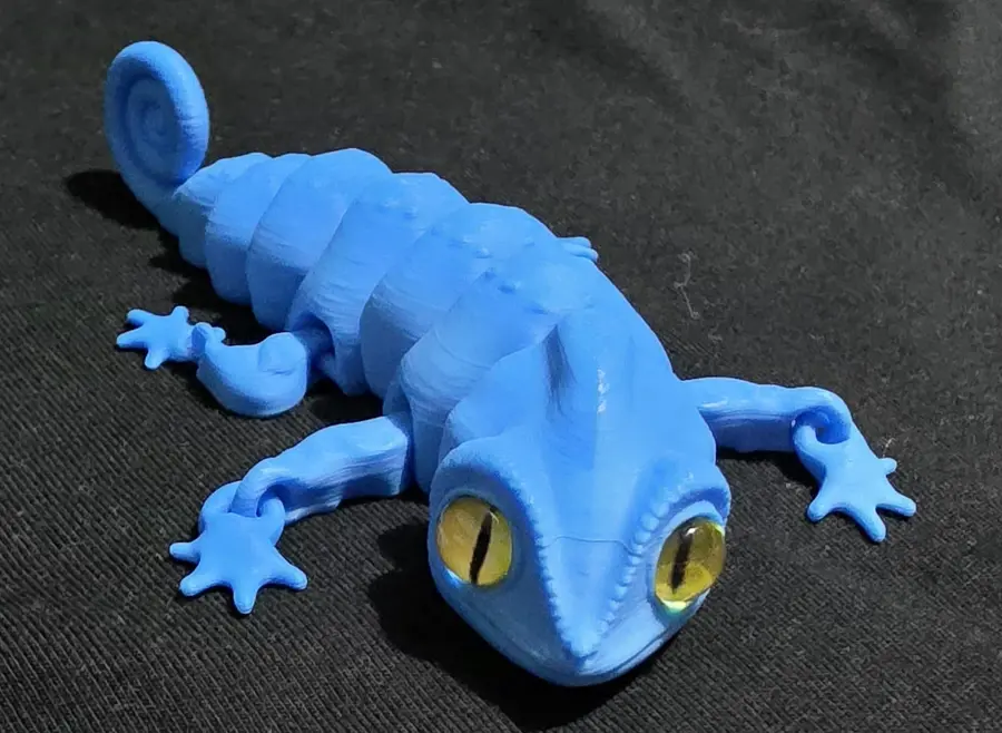 Chameleon, blue, angled view