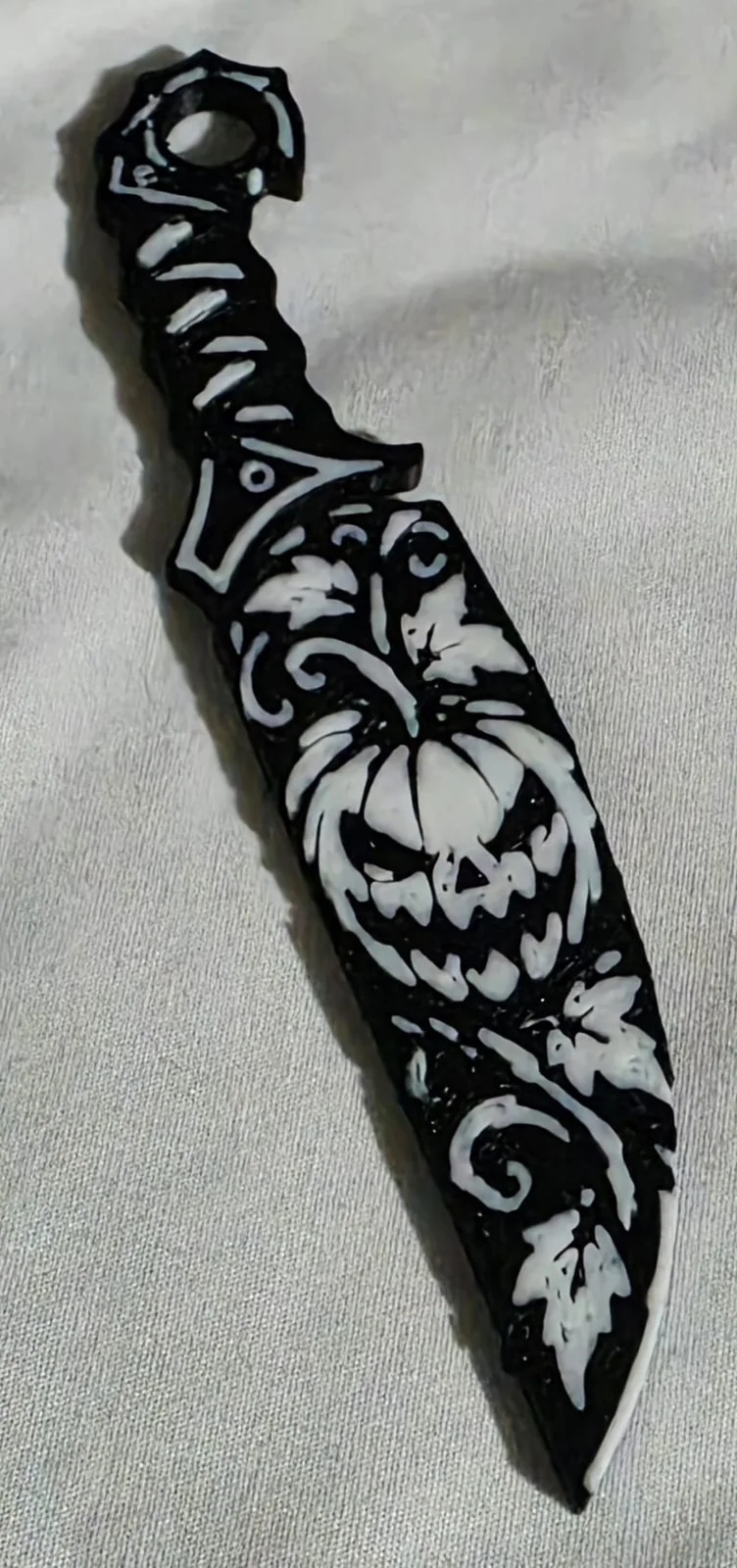 Pumpkin design knife keyring