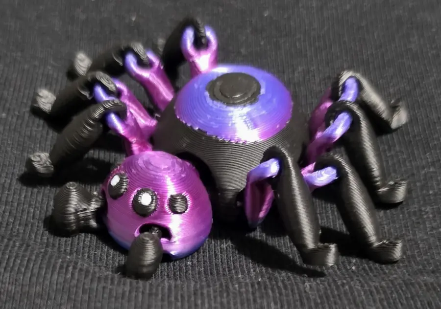 Articulated spider fidget, purple and black